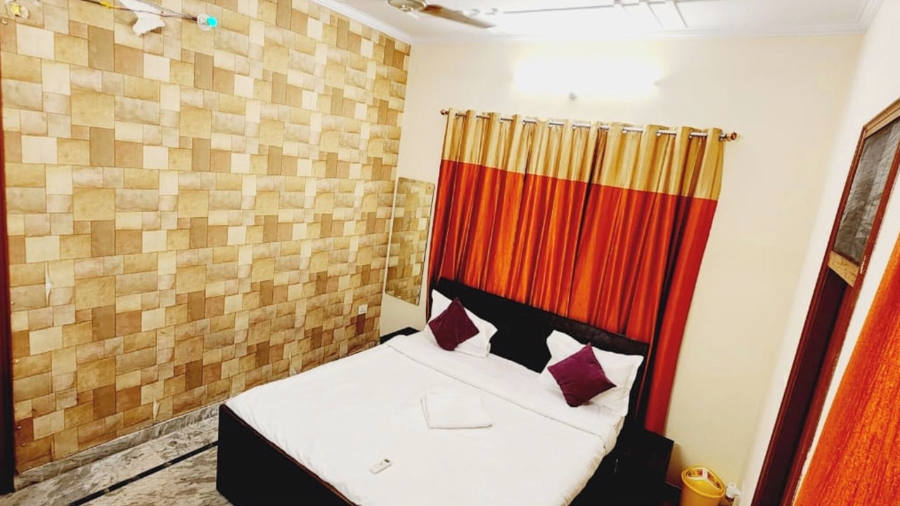 Photo of Bedroom in Gomti Nagar