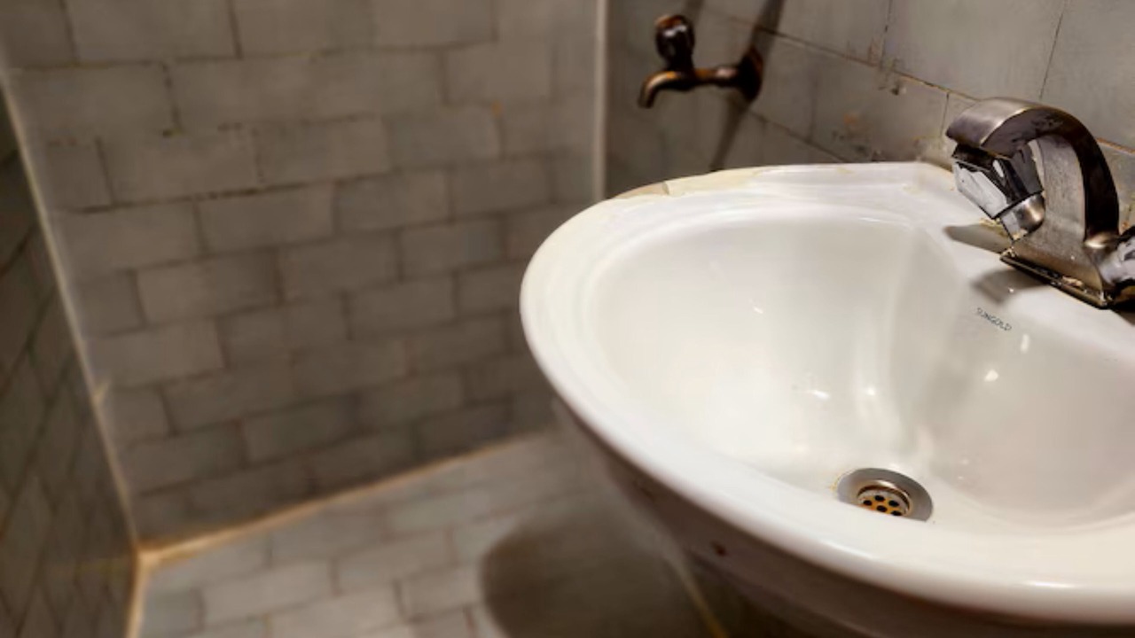Photo of Bathroom in Dharmatala