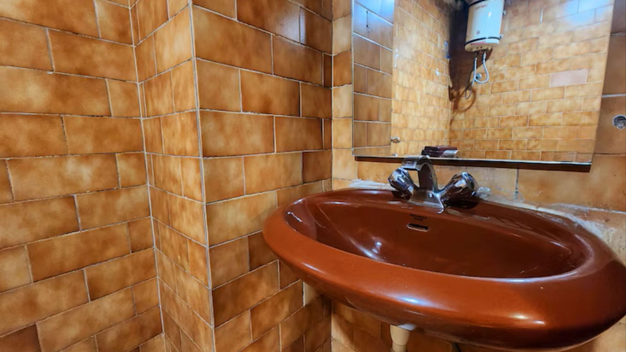 Photo of Bathroom in Dharmatala