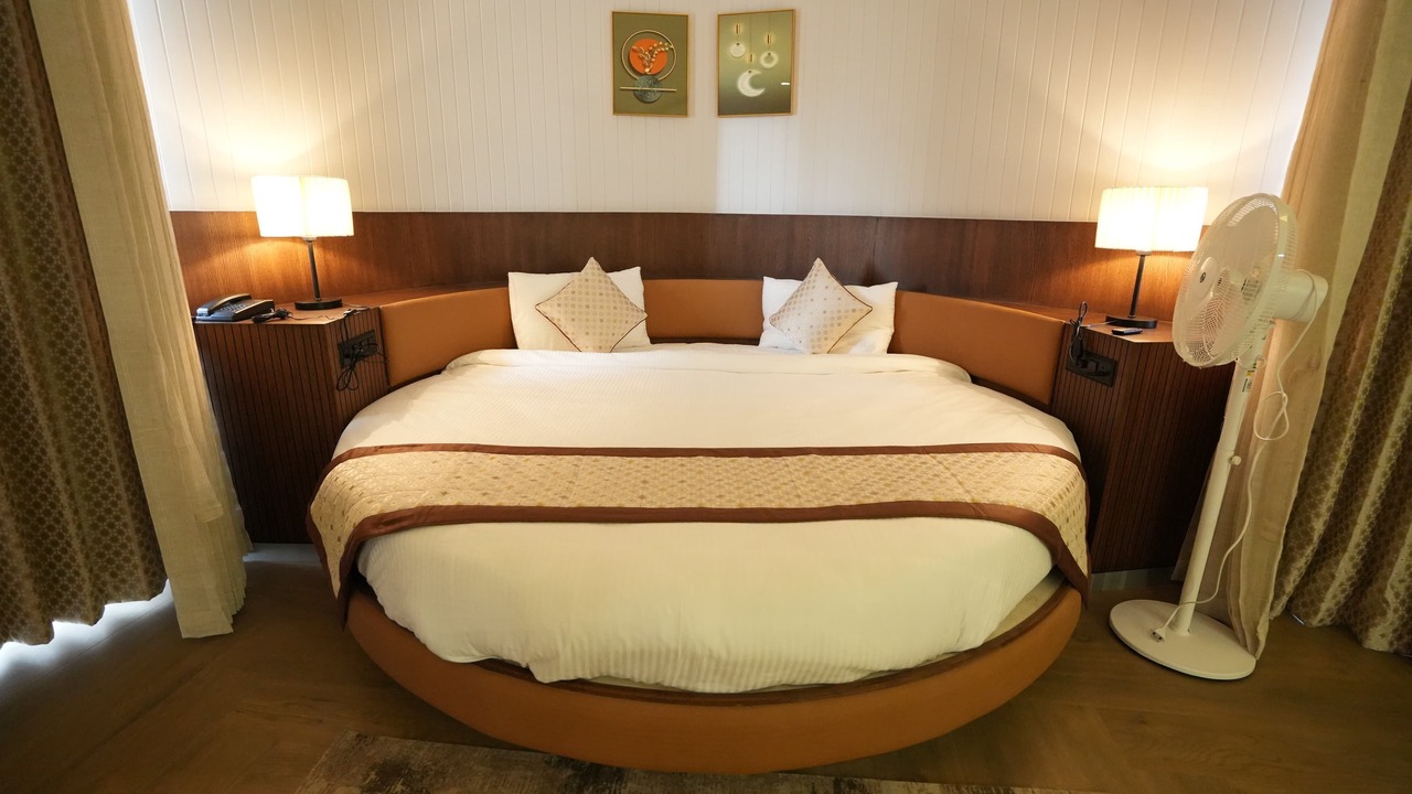 Photo of Bedroom in Pali