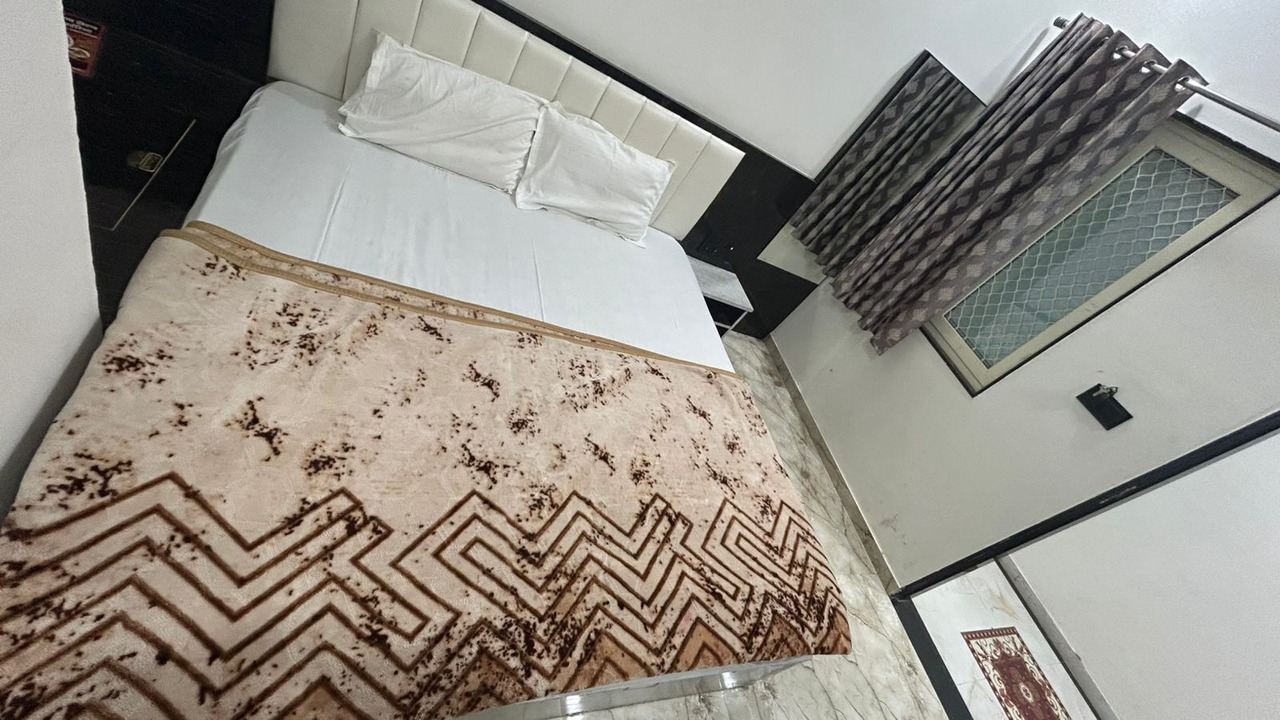 Photo of Bedroom in Khatu