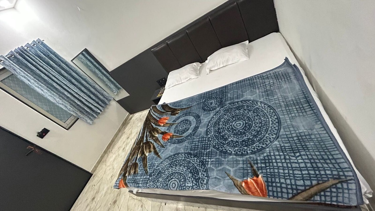 Photo of Bedroom in Khatu