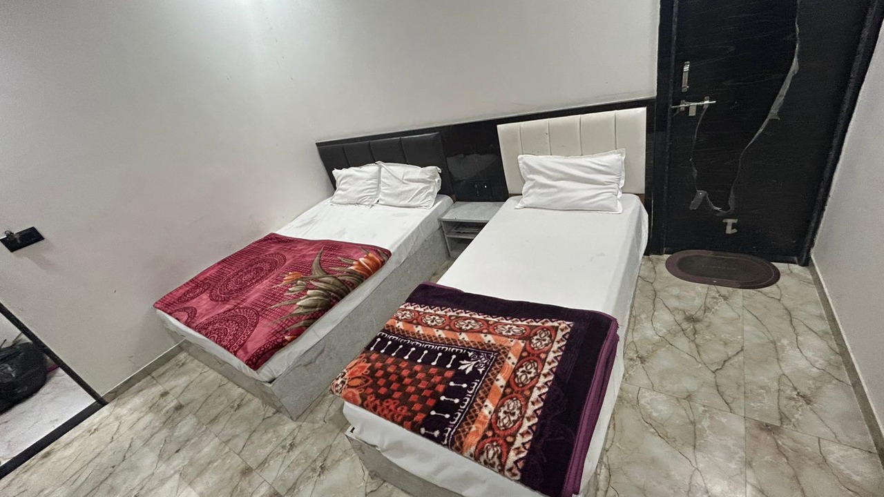 Photo of Bedroom in Khatu