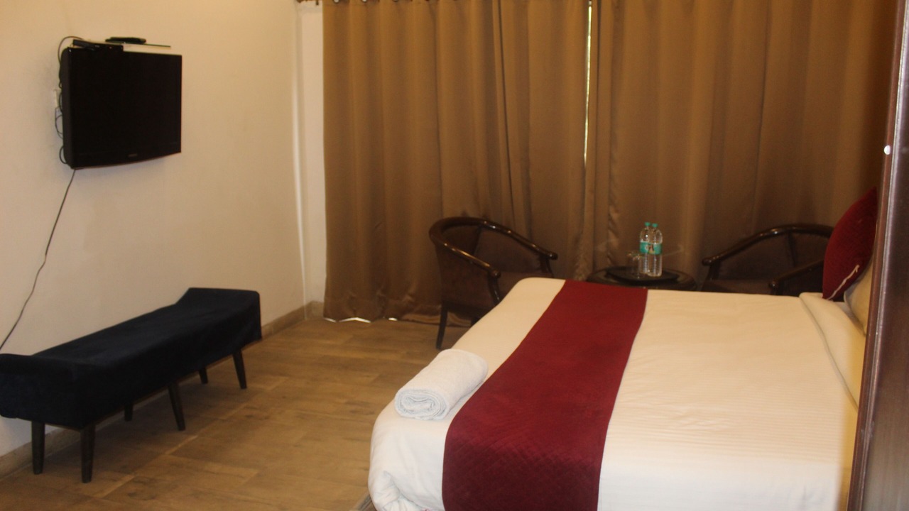 Photo of Bedroom in Saket