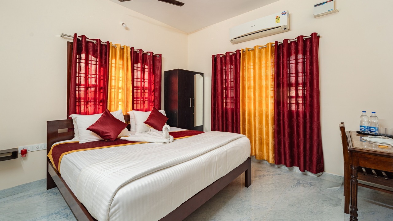 Photo of Bedroom in Pondicherry Beach
