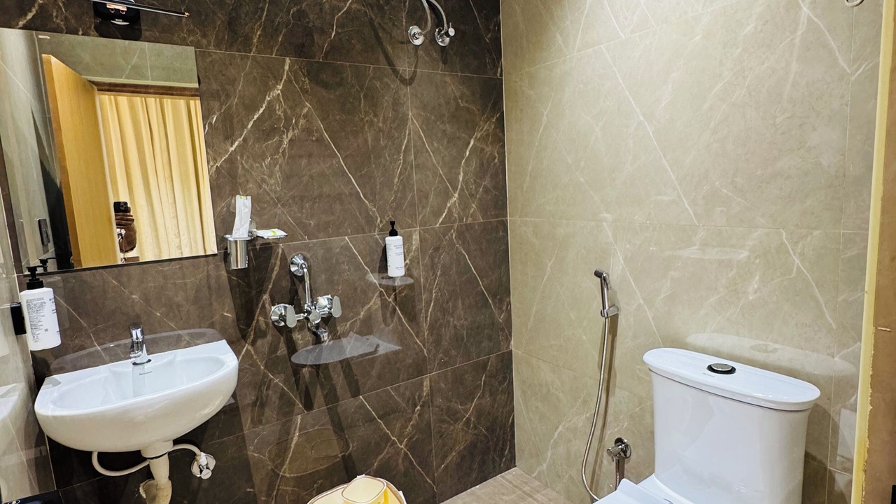 Photo of Bathroom in Serilingampally