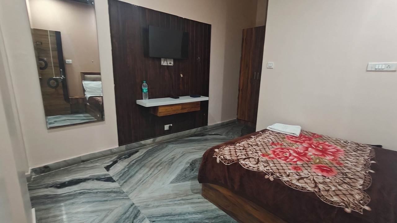 Photo of Bedroom in Central Area
