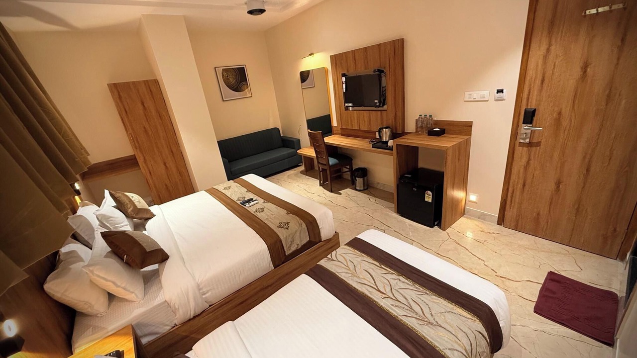 Photo of Bedroom in Jogeshwari West