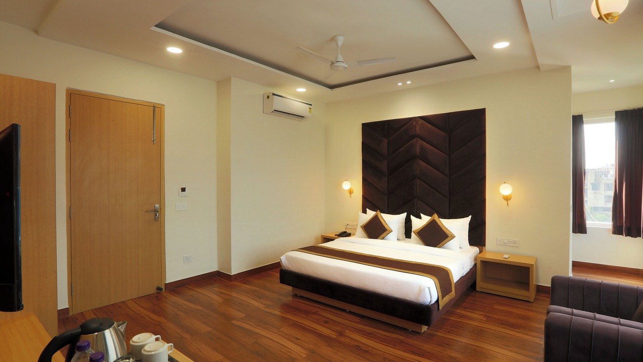 Photo of Bedroom in Mahipalpur