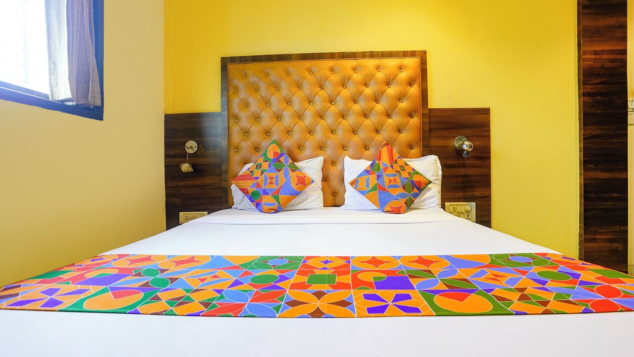 Photo of Bedroom in Prabhadevi