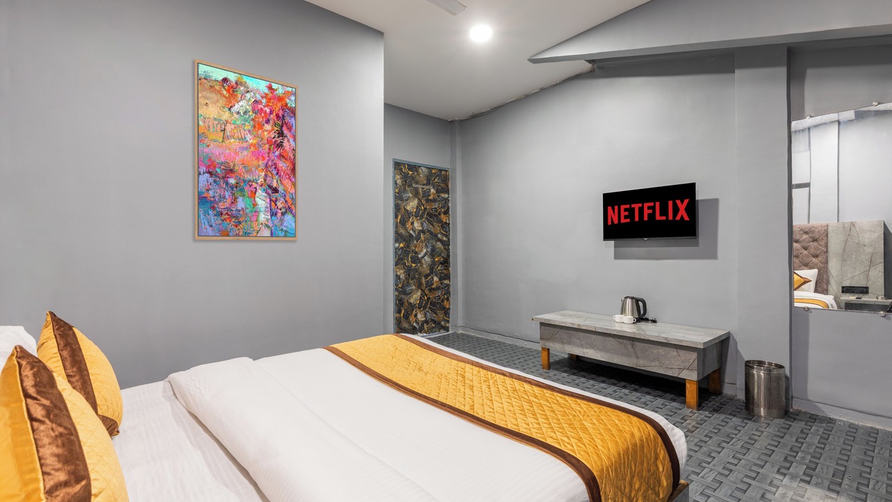 Photo of Bedroom in Juhu