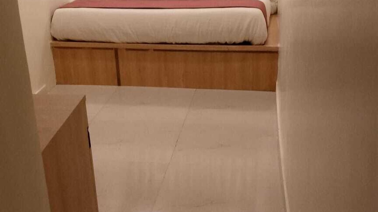 Photo of Bedroom in Juhu