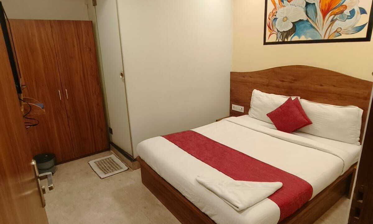 Photo of Bedroom in Juhu