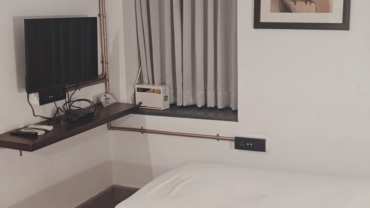 Photo of Bedroom in Royapettah