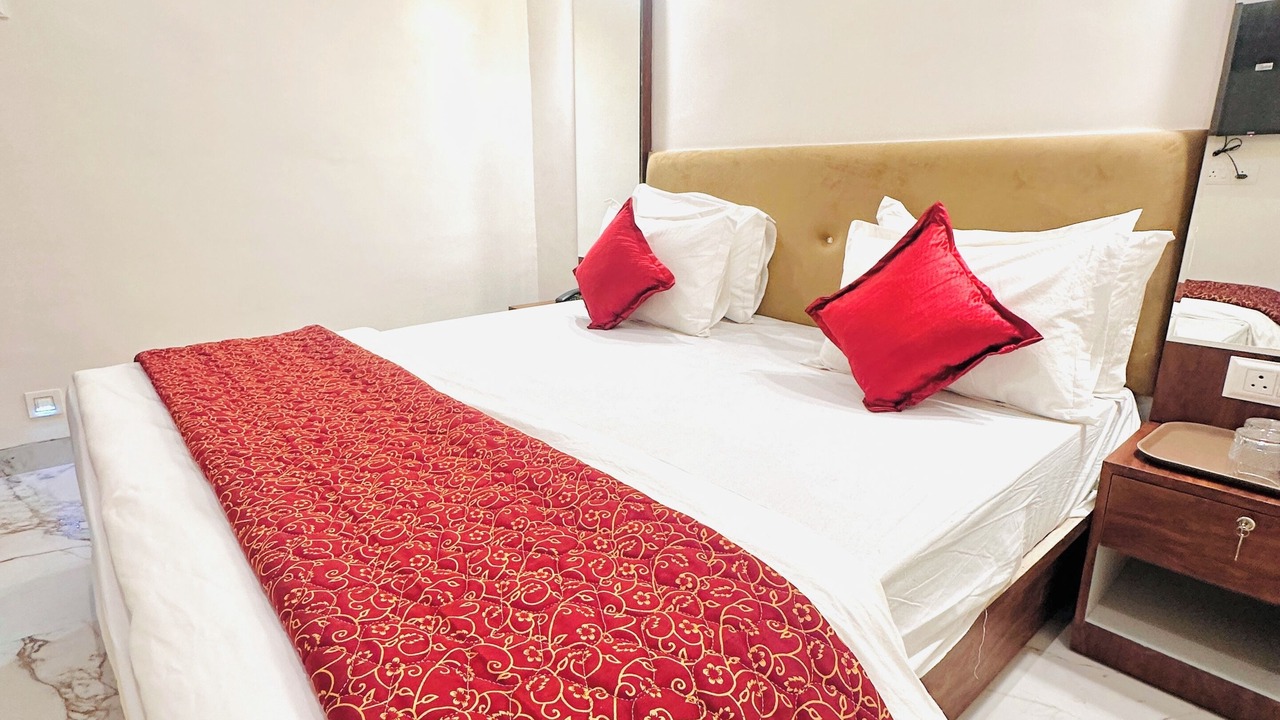 Photo of Bedroom in Jogeshwari West