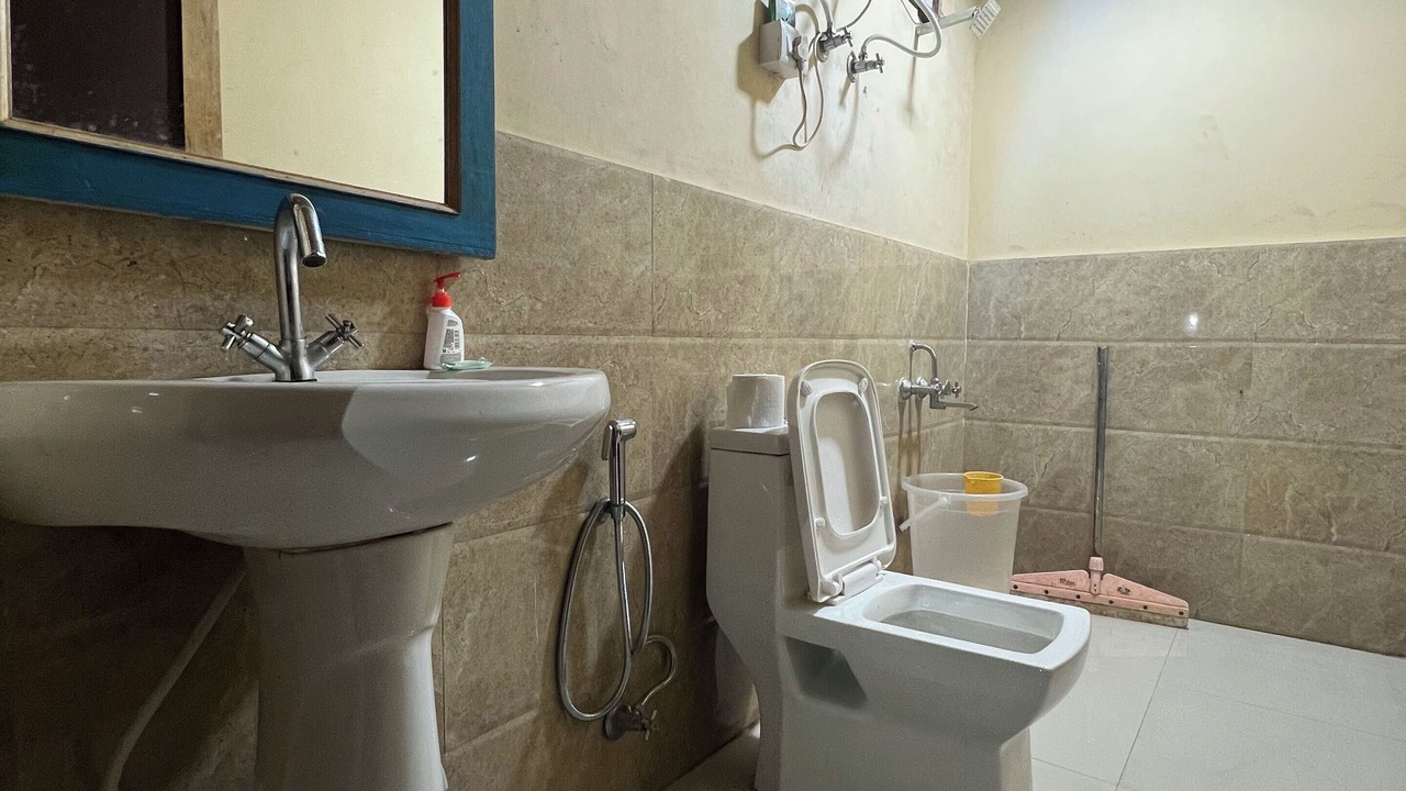 Photo of Bathroom in Naina Range