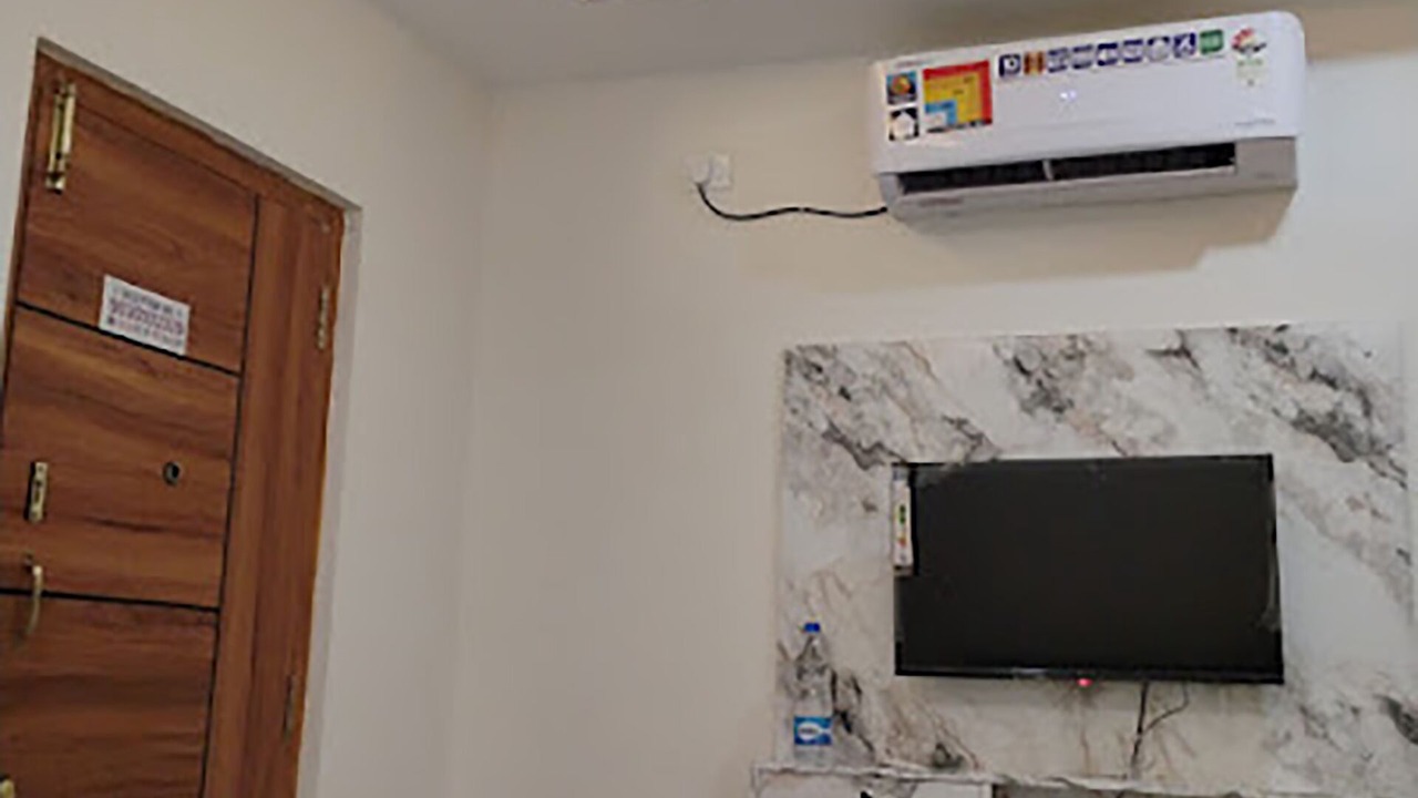 Photo of Bedroom in Serilingampally