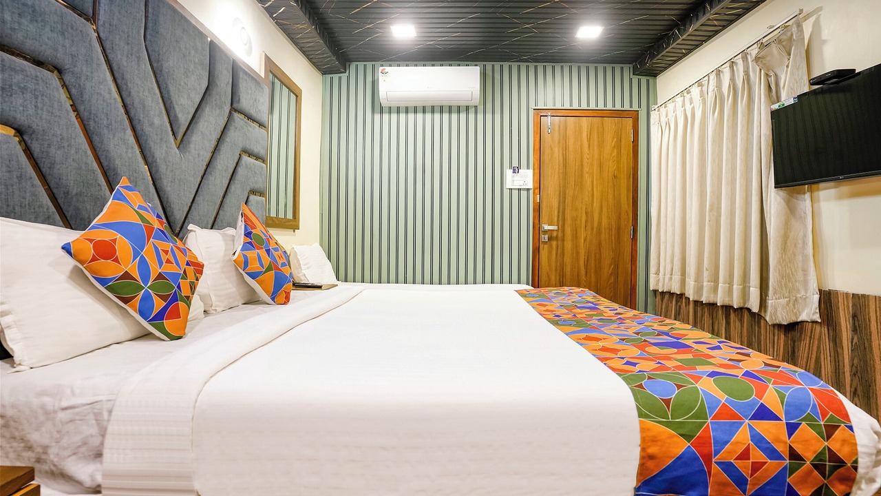 Photo of Bedroom in Jogeshwari West