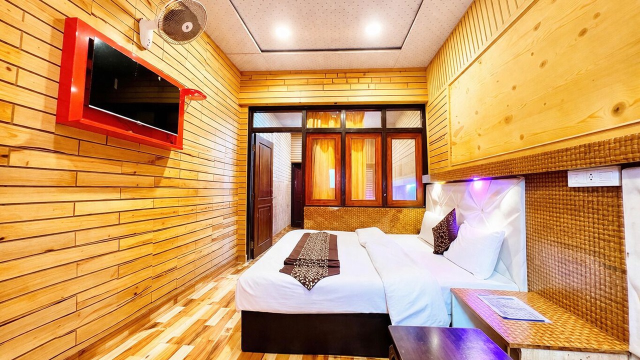 Photo of Bedroom in Nainital