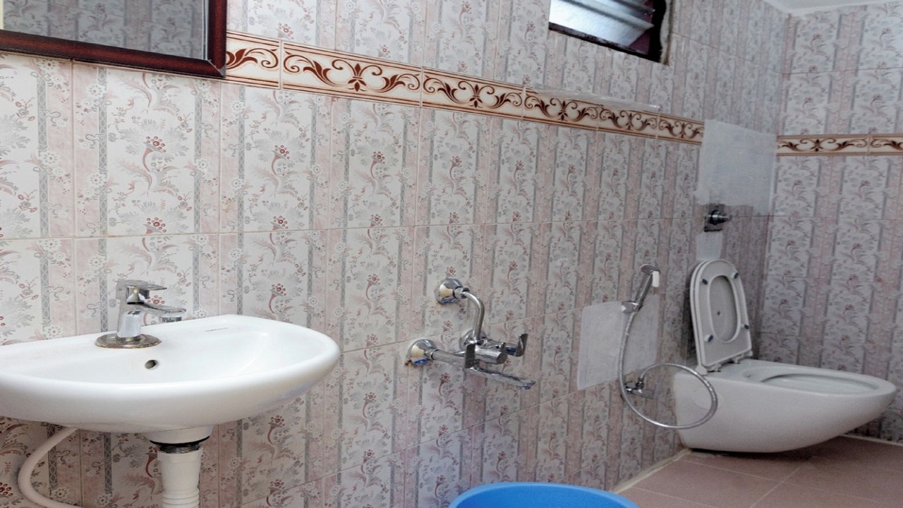 Photo of Bathroom in Pondicherry Beach
