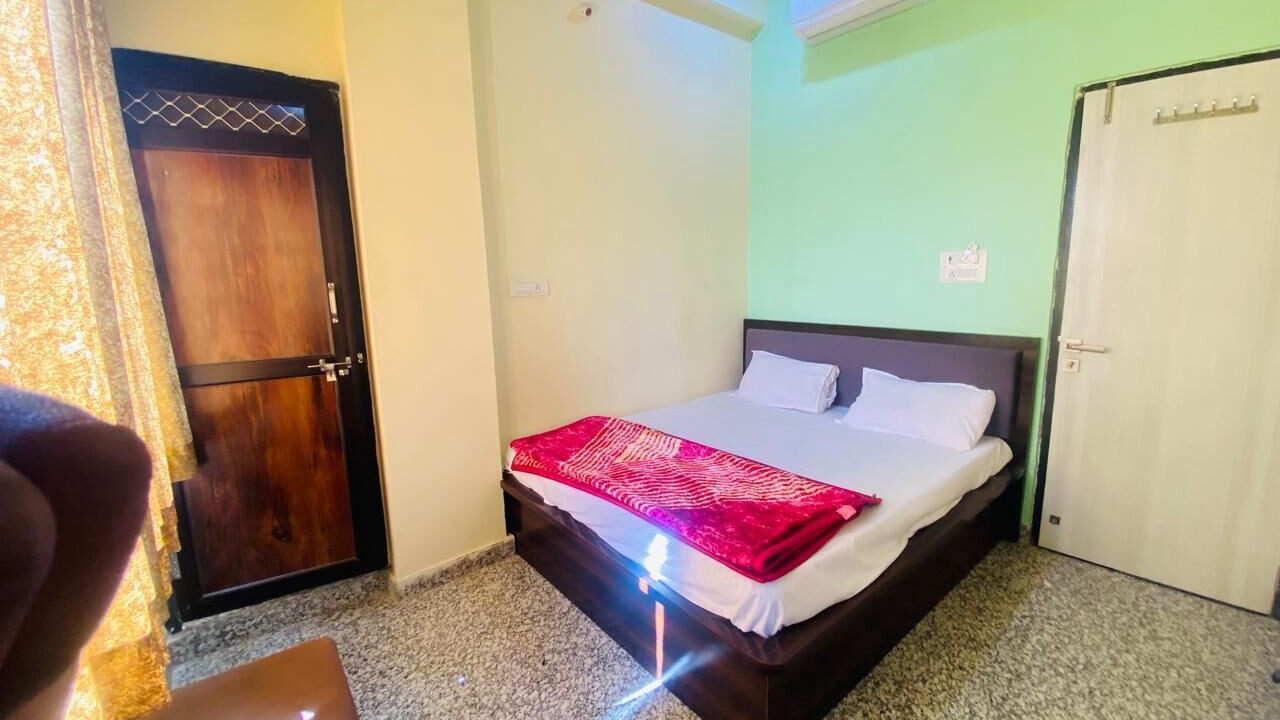 Photo of Bedroom in Pushkar