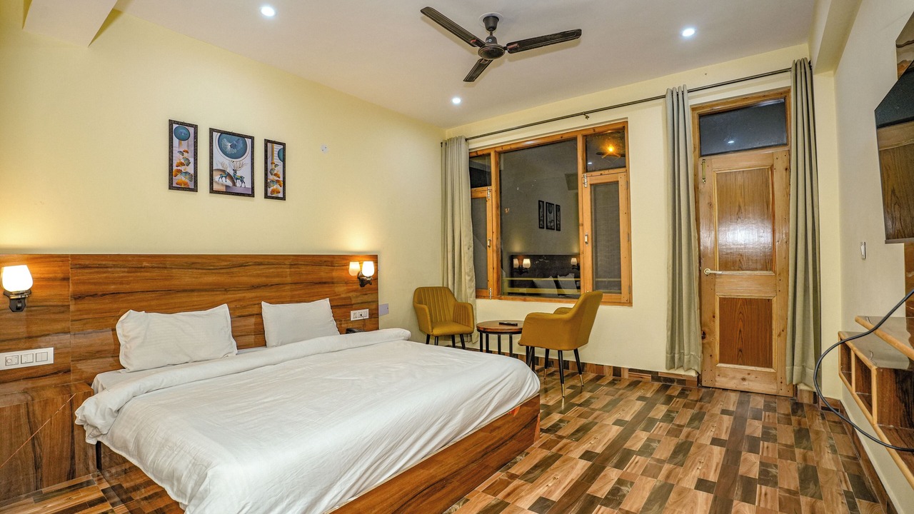 Photo of Bedroom in Old Manali