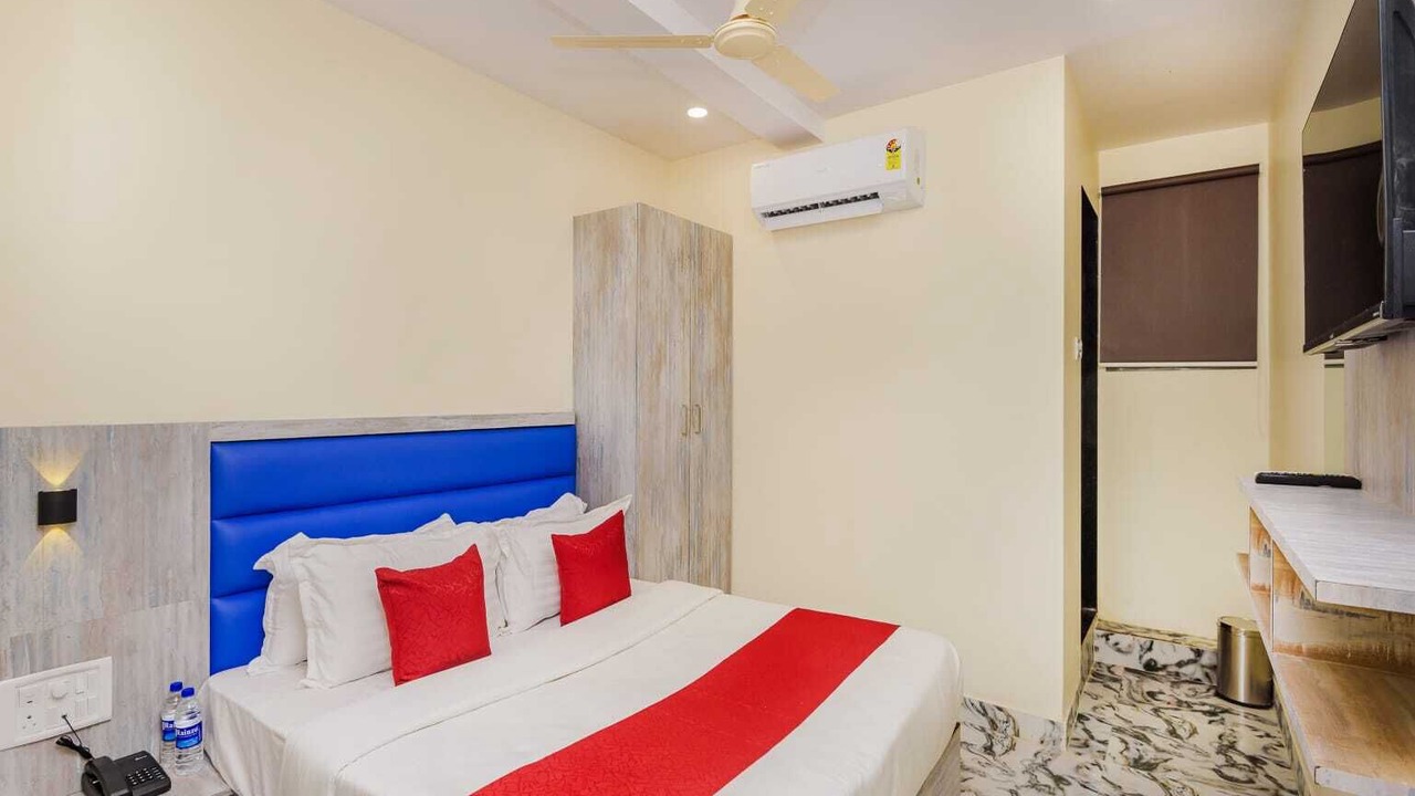 Photo of Bedroom in Jogeshwari West