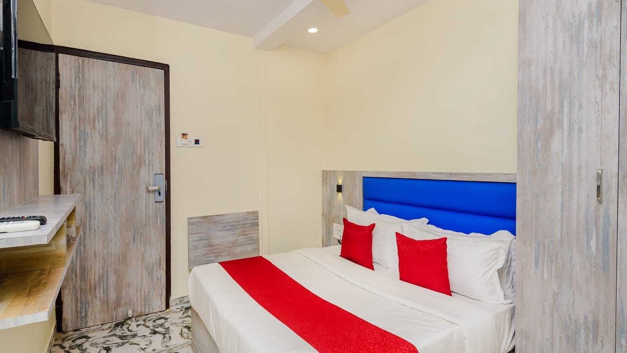 Photo of Bedroom in Jogeshwari West