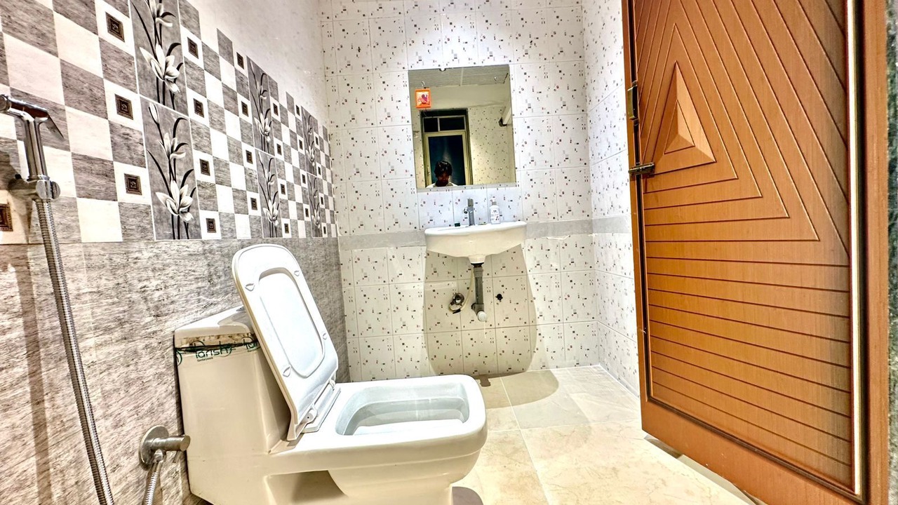 Photo of Bathroom in Calangute