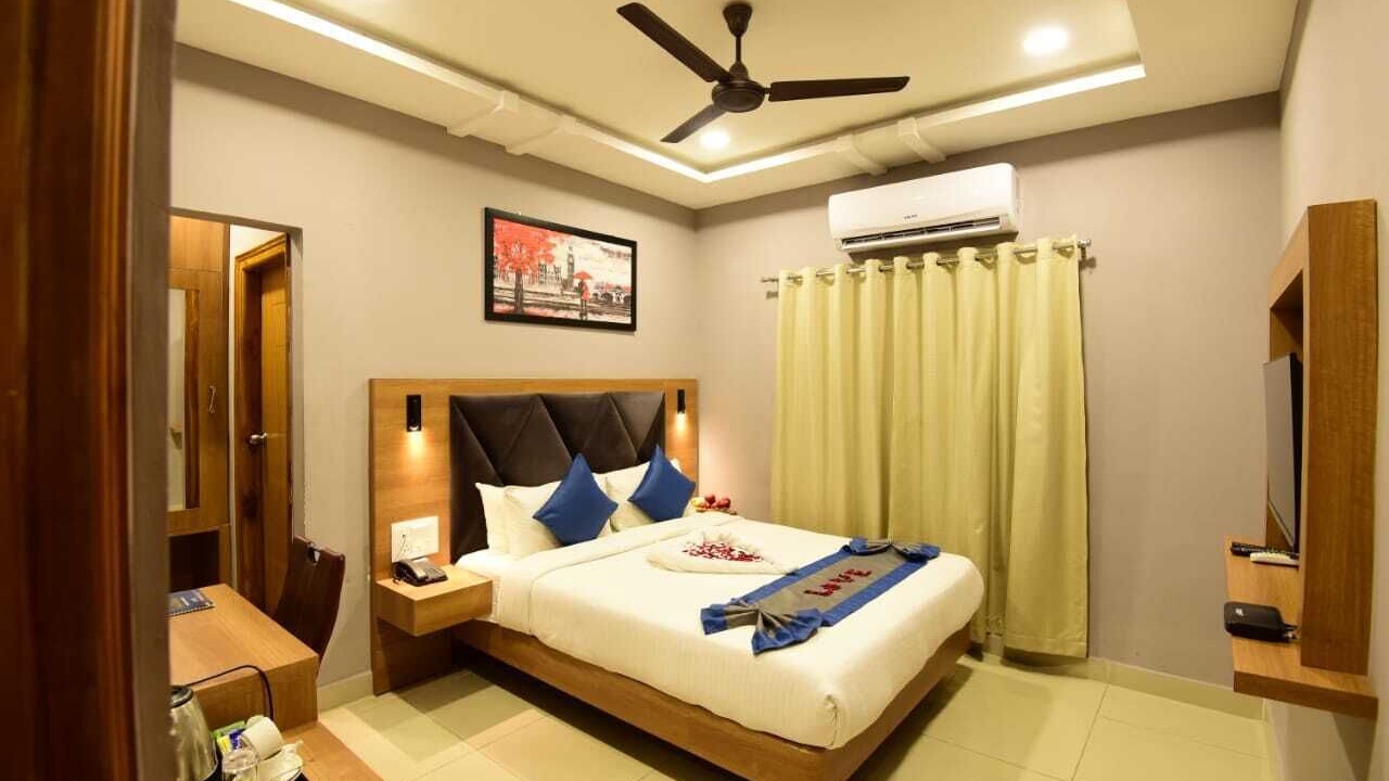 Photo of Bedroom in Sualkuchi