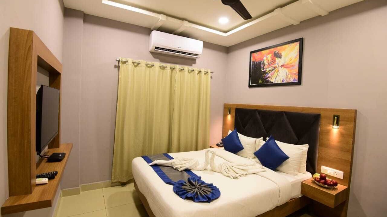 Photo of Bedroom in Sualkuchi