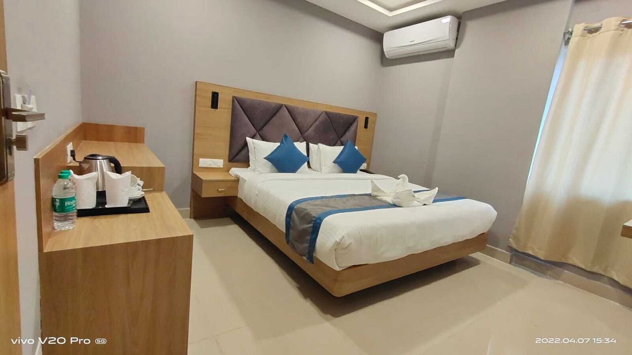 Photo of Bedroom in Sualkuchi