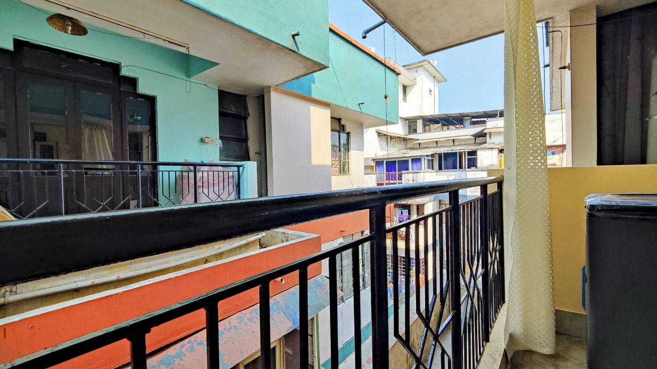 Photo of Patio Balcony in Sualkuchi