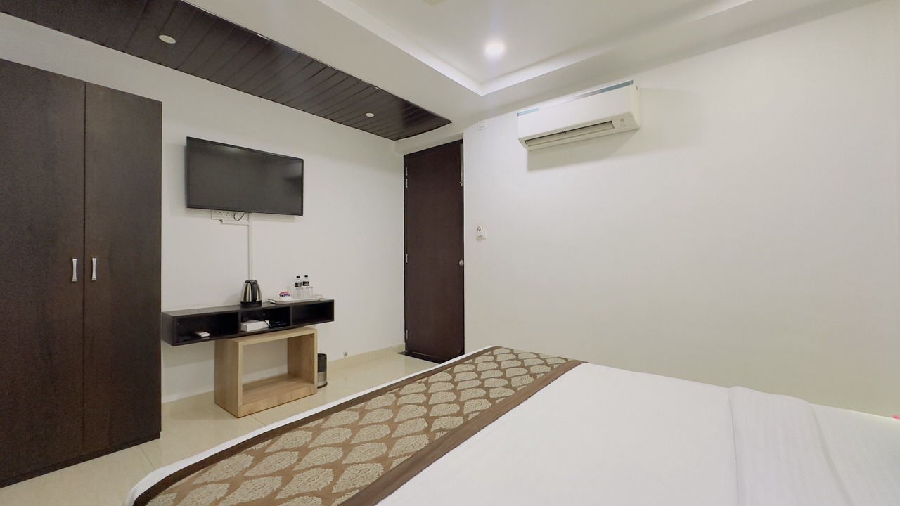 Photo of Bedroom in Lake Swaroop Sagar