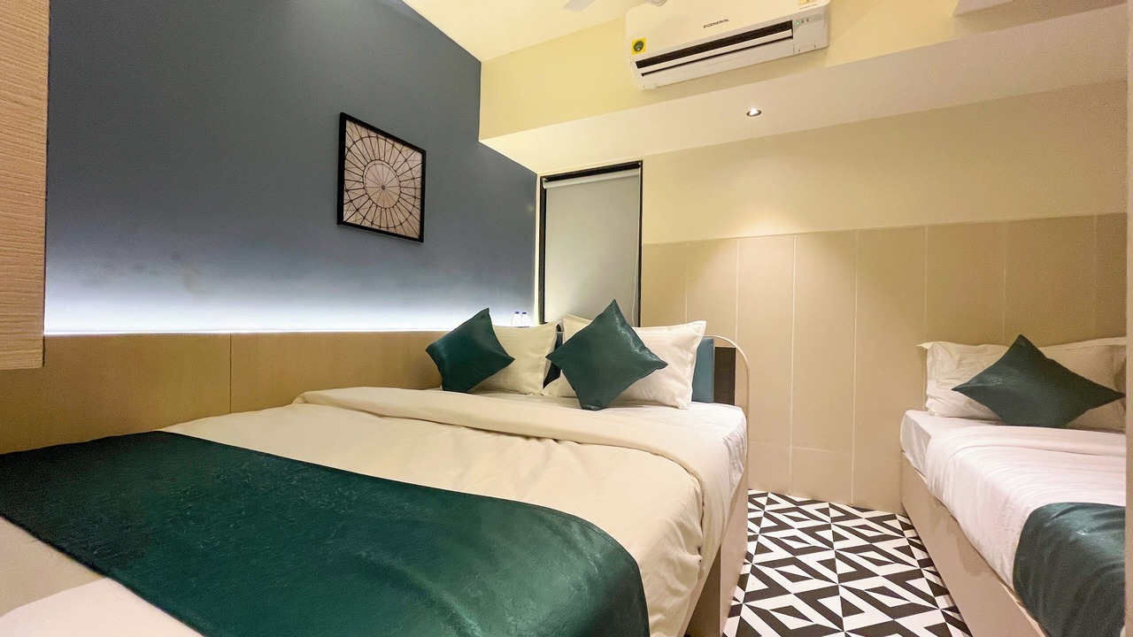 Photo of Bedroom in Bandra East
