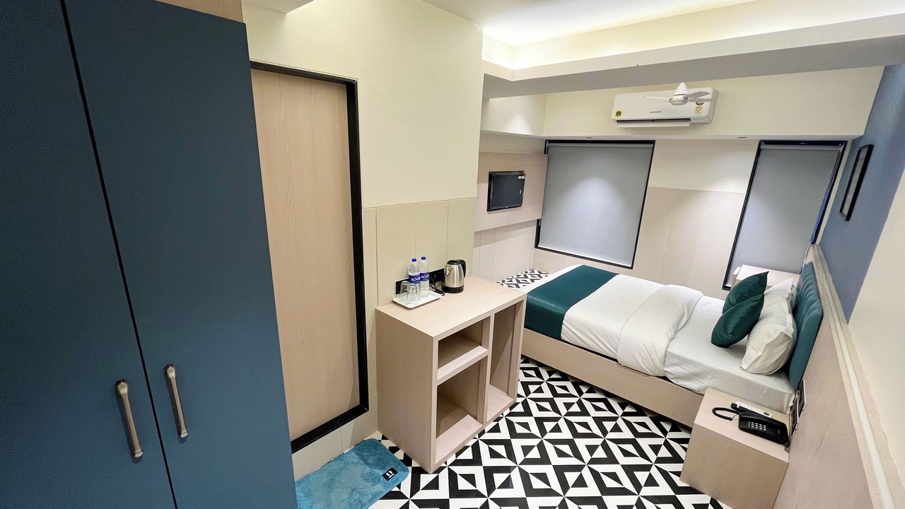 Photo of Bedroom in Bandra East