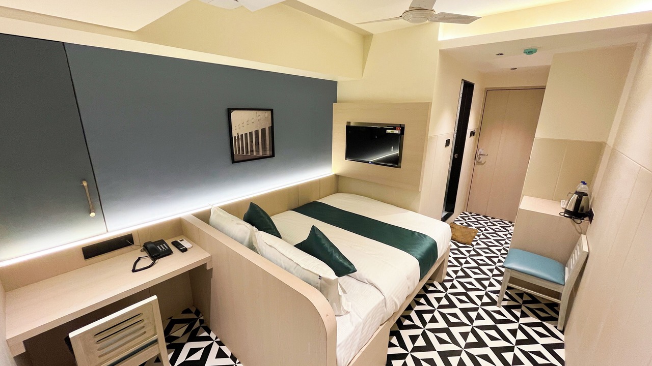 Photo of Bedroom in Bandra East