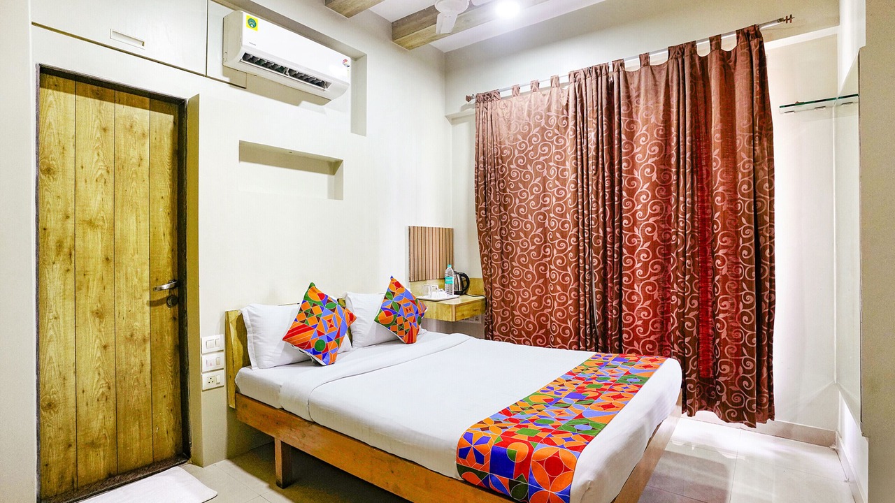 Photo of Bedroom in Bandra East