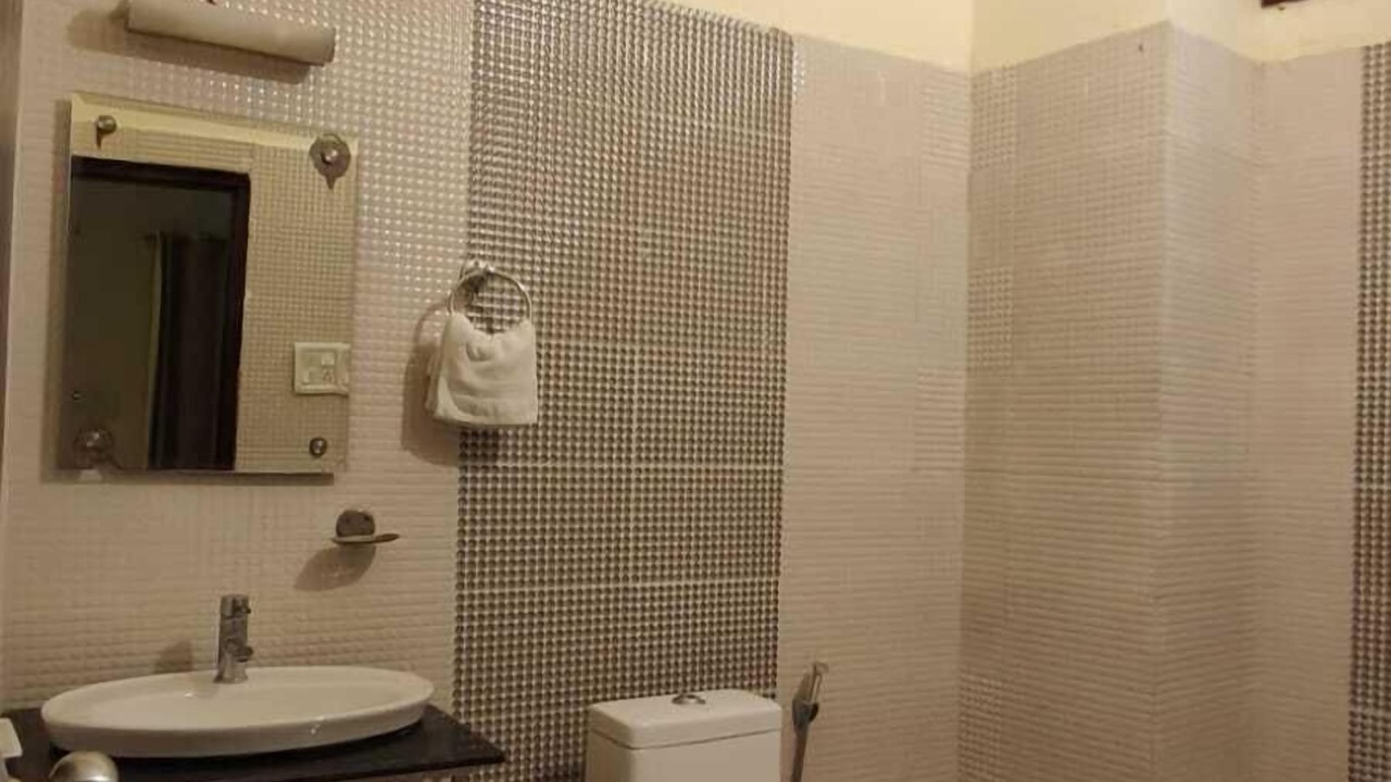 Photo of Bathroom in Garjia