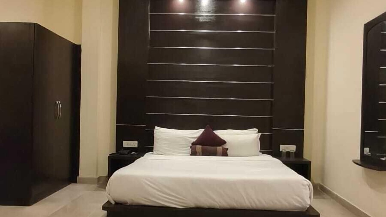 Photo of Bedroom in Garjia