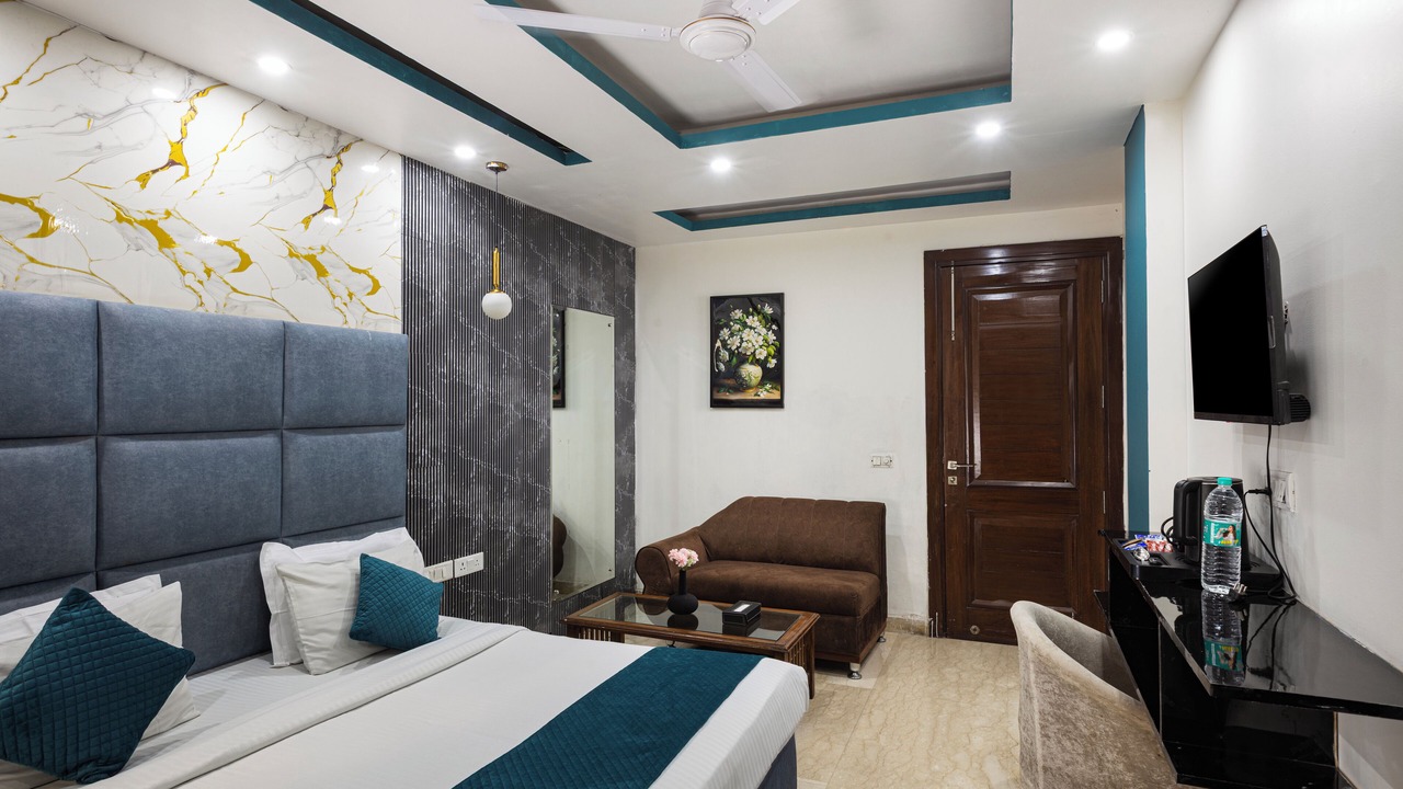 Photo of Bedroom in Kalkaji