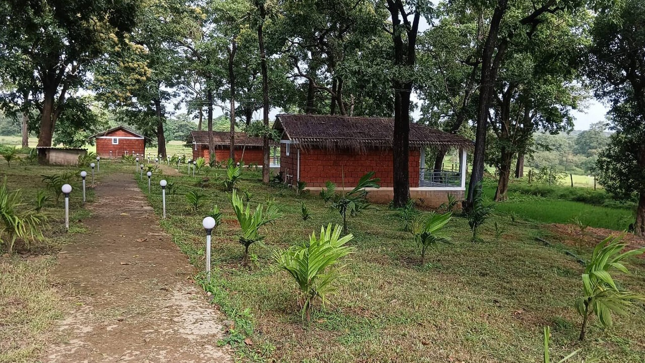 Photo of Bedroom in Timbholi