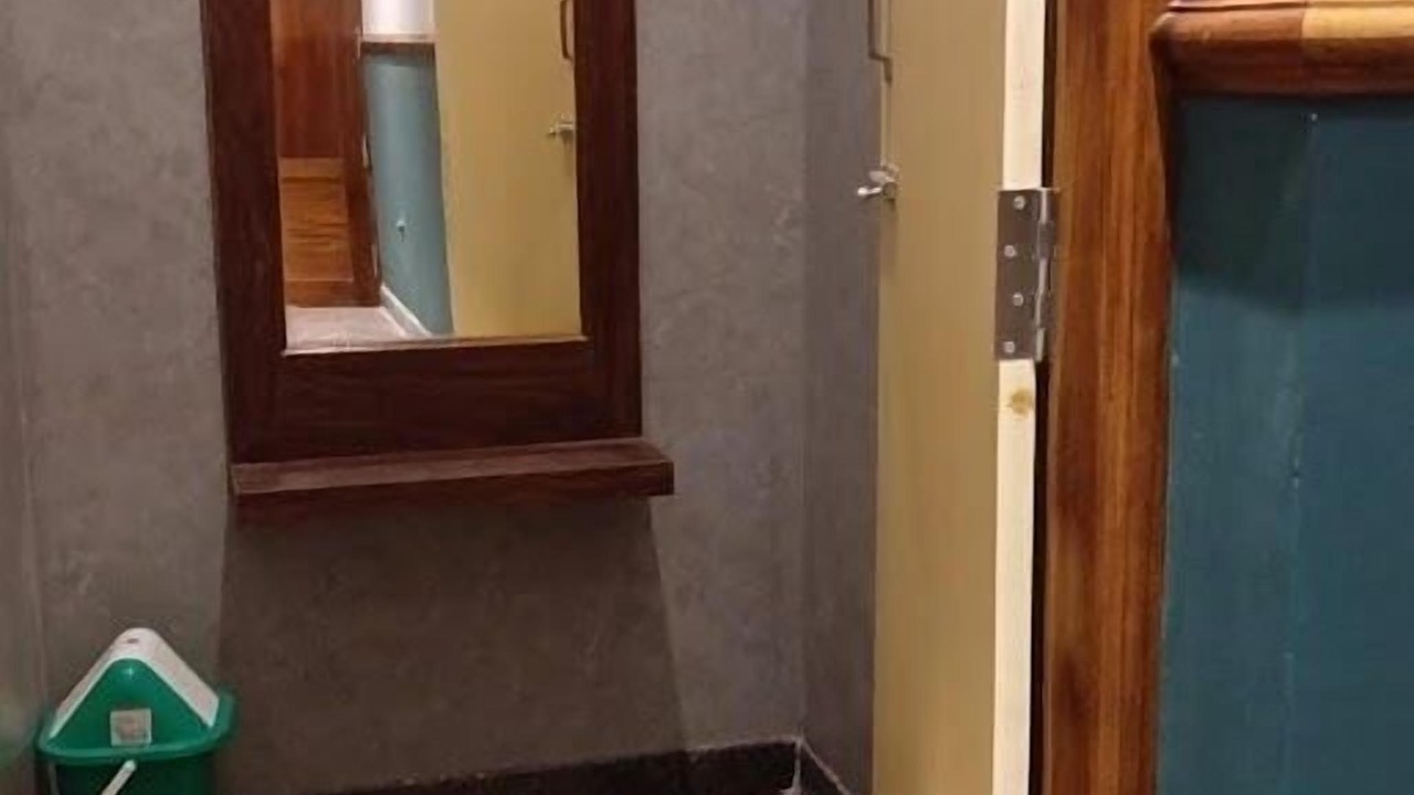 Photo of Bathroom in Tiruvettipuram