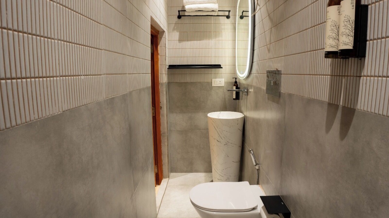 Photo of Bathroom in Taj Ganj