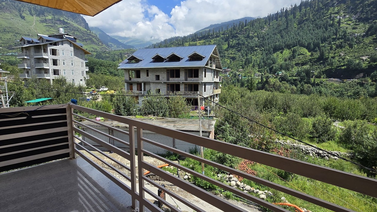 Photo of Patio Balcony in Burwa