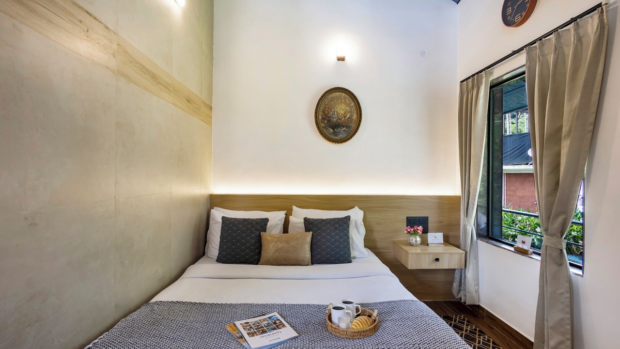Photo of Bedroom in Somvarpet