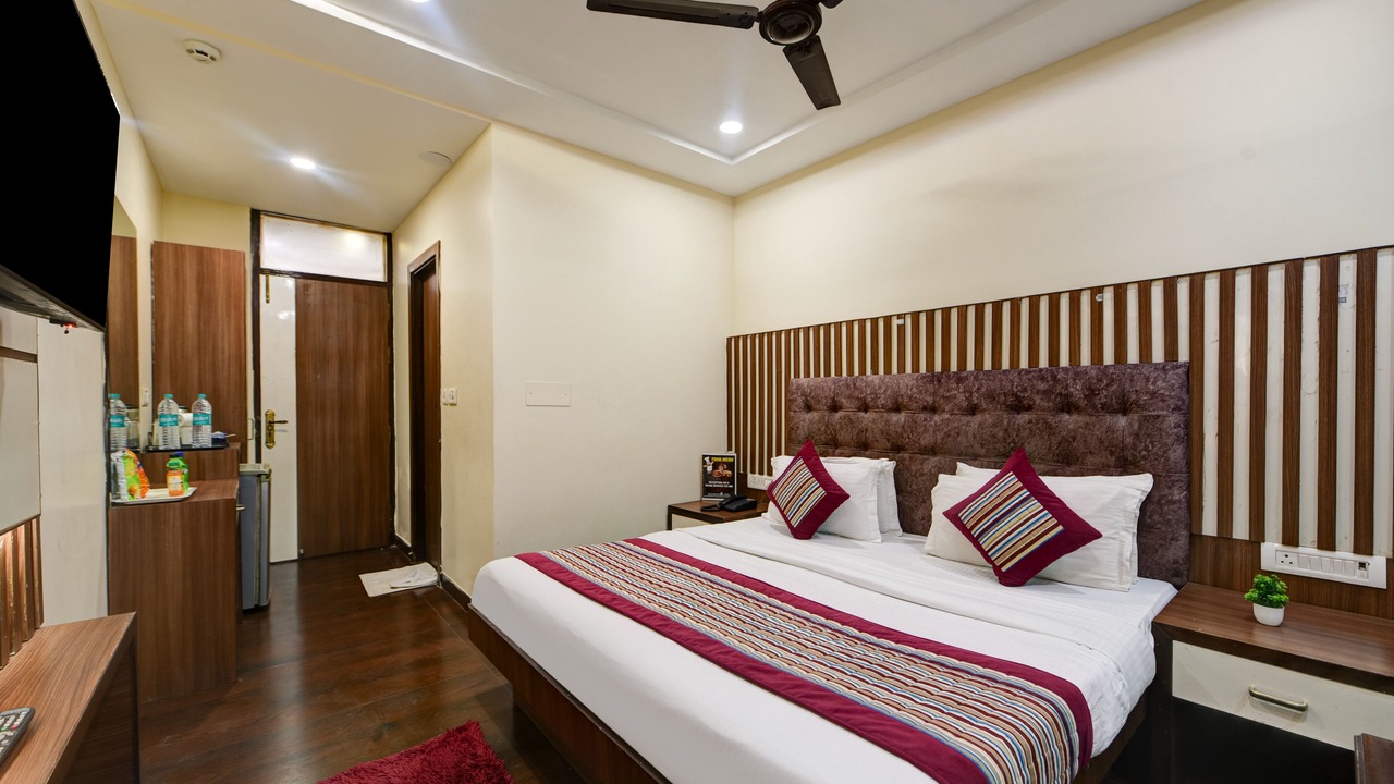 Photo of Bedroom in Jangpura