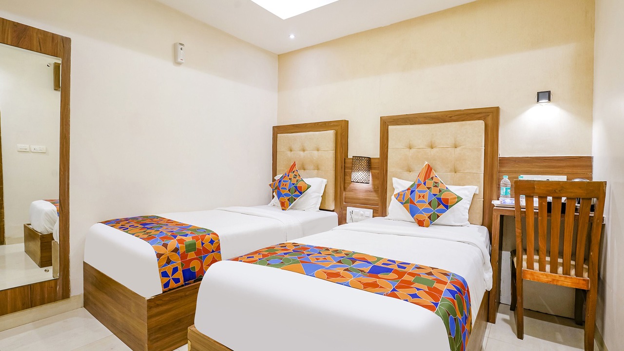 Photo of Bedroom in Prabhadevi