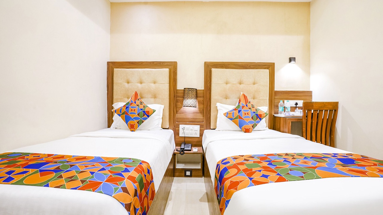 Photo of Bedroom in Prabhadevi