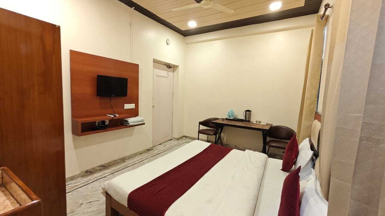 Photo of Bedroom in Sindhi Camp
